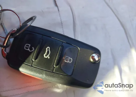 2019 Volkswagen Beetle 2.0T Final Edition Se/2.0T Final Edition Sel/2.0T S/2.0T Se z USA, uszkodzony, nr VIN 3VW5DAAT5KM510625